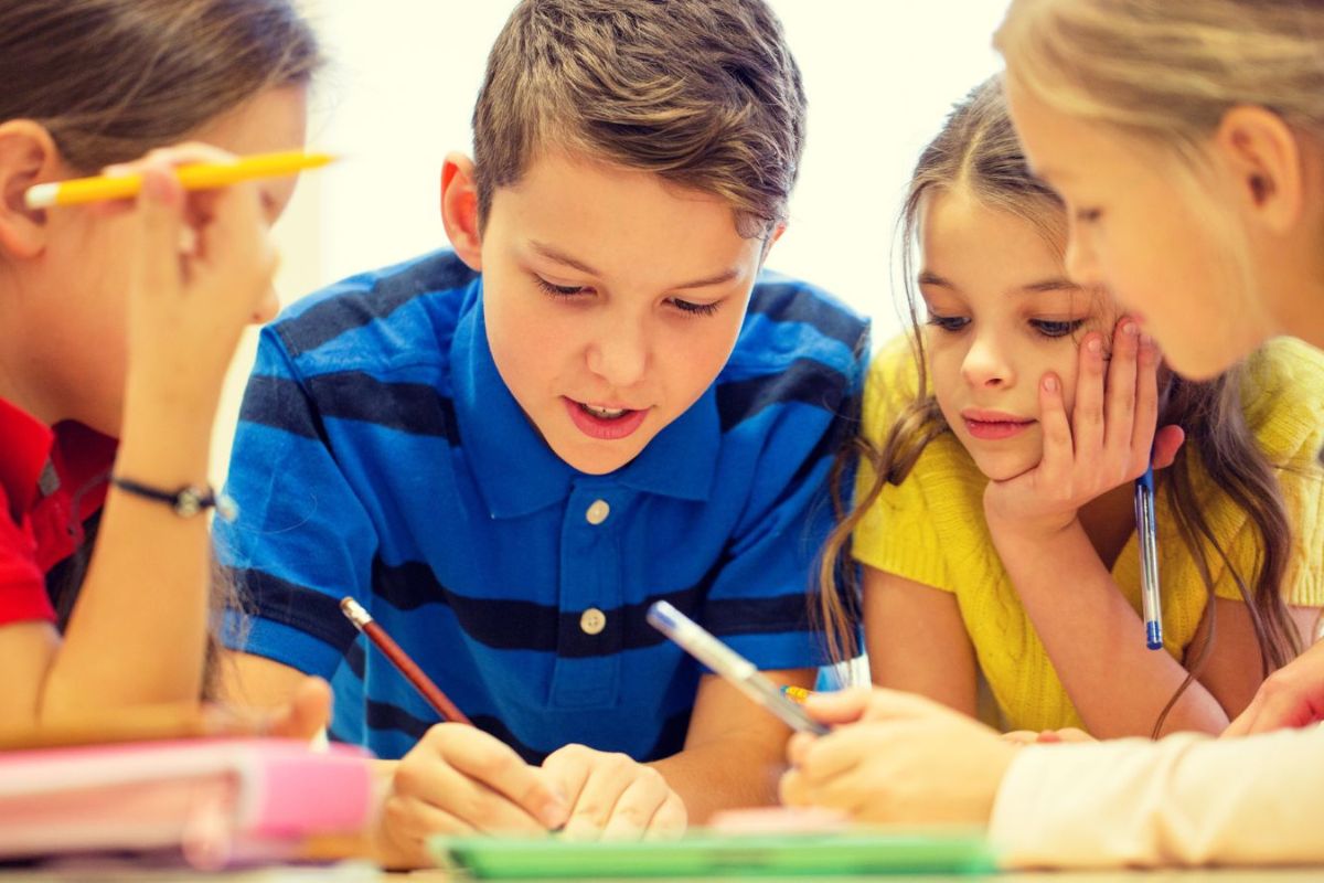 Clases de apoyo · Academia Educana, Sevilla Este